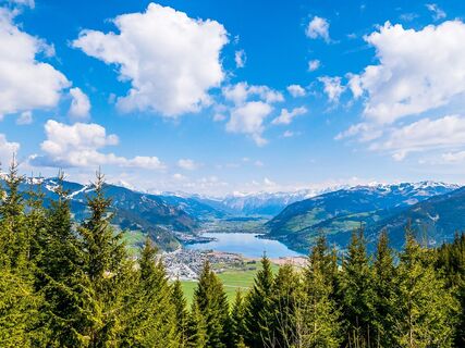 bruckerberg-runde_img_79068023