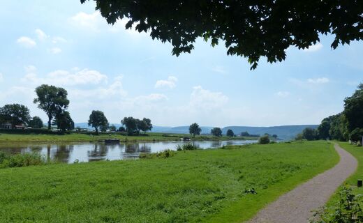 Schiffsanleger in Grohnde