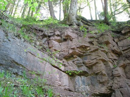 Wand aus Buntsandstein