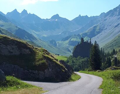 Gafia mit dem Schlangenstein.