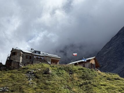 Fotografija s spletne strani M N 7 na poti