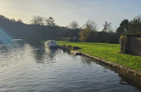 Kajakbrücke unterhalb der Schleuse Frise
