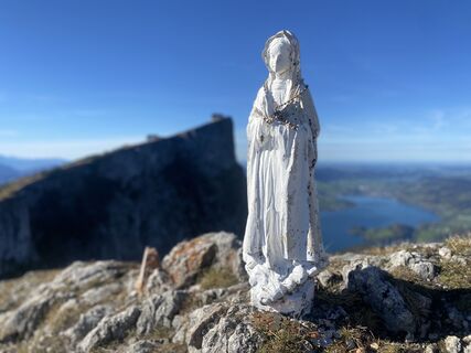 Fotografie de la Dschidot Buildingchamp de-a lungul turului