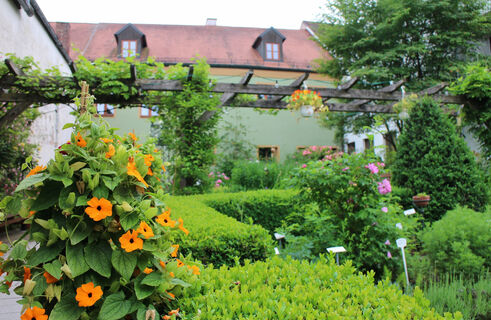 Kräutergarten Schnaittenbach