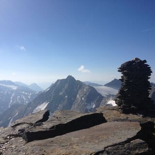 Hocharn mit Blick auf den Hohen Sonnblick