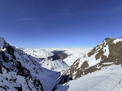 Fotografija s spletne strani Lars 17 na poti
