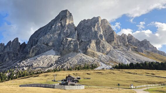 Foto da V Feurstein lungo il tour