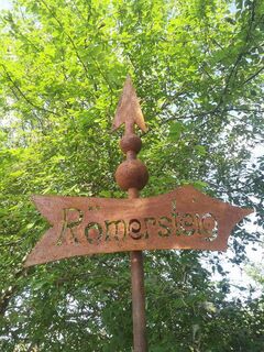 Wegweiser Römersteig