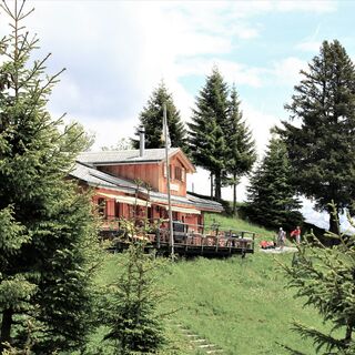 Berggasthaus Sassauna bei der Bergstation