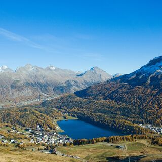 Sicht hinunter auf St. Moritz