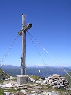 Gipfelkreuz Hohenwart