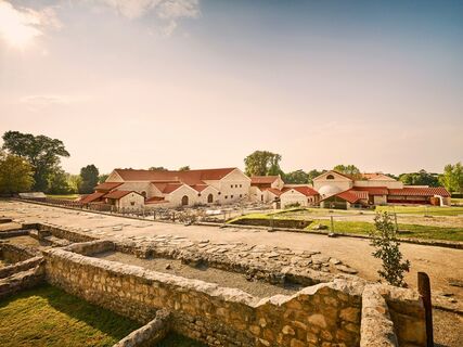 Römisches Stadtviertel Petronell-Carnuntum, Römerstadt Carnuntum