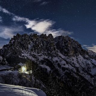 Die Hütte Pernici im Winter