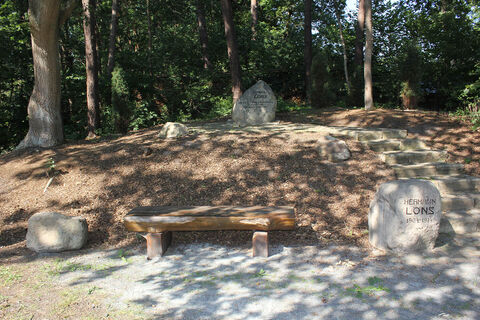 Lönsstein am Wanderweg