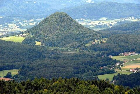 Schiefling mit Blick auf den Kathreinkogel