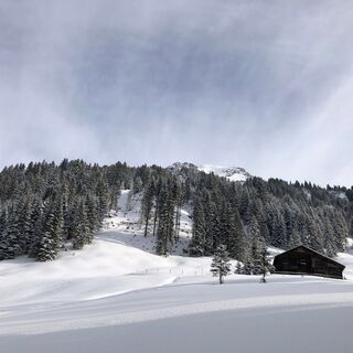 Abzweigung - Brunnenweg