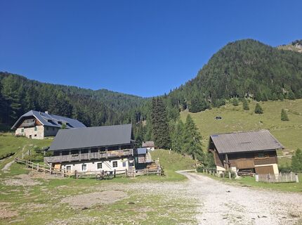 Fotografija s spletne strani Sommeregger Hans na poti