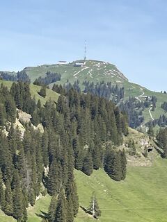 Fotografija s spletne strani Ewald Zweifel na poti