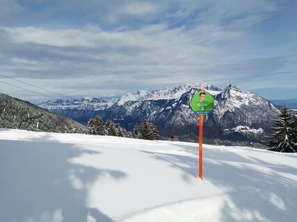 Aussicht von der Schlittelpiste mit MounTeens Posten