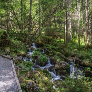 Wallfahrerweg entlang des Floderbachs nach Maria Kirchental