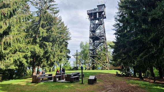 1.0 km Aussichtswarte am Hutwisch