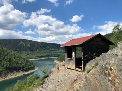 Schutzhütte am Schneiderfelsen