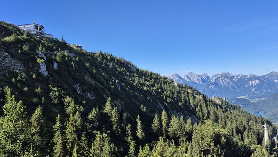 Fotografija s spletne strani Szuki76 na poti