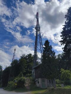 Fotografija s spletne strani Halmt097 na poti
