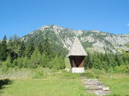 Weitwanderdenkmal Nord-Süd , Ost- West am Seebergsattel