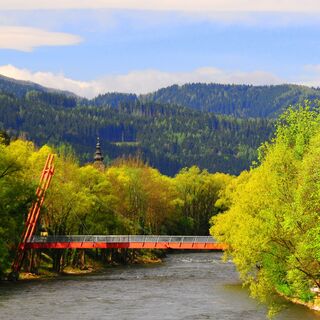 Erste Murüberquerung über die Hohenlimburgbrücke