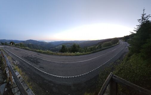 Fotografie z Péter Szelencsik na trase