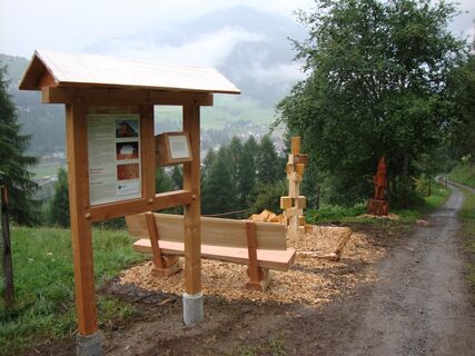 Bergüner Holzweg