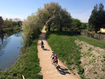 Radtour entlang der Kanaele