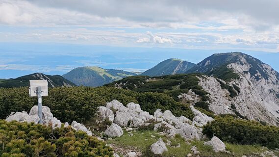 Fotografija s spletne strani Franca Škarja na poti