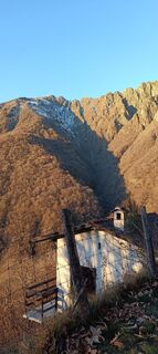 Fotografija s spletne strani Urs Huebscher na poti