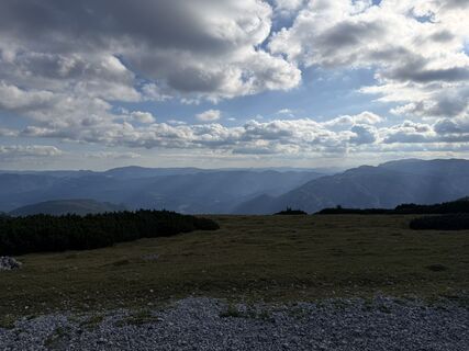 Fotografija s spletne strani Alois Karlik na poti