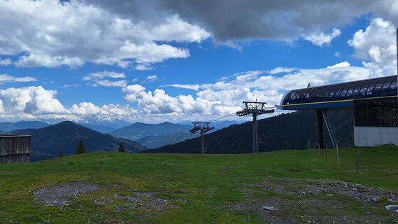 Foto von Matej Mikus 1 entlang der Tour