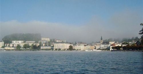 Gmunden vom Seebahnhof aus.