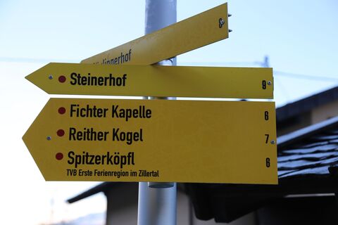 Gut beschilderte Tour