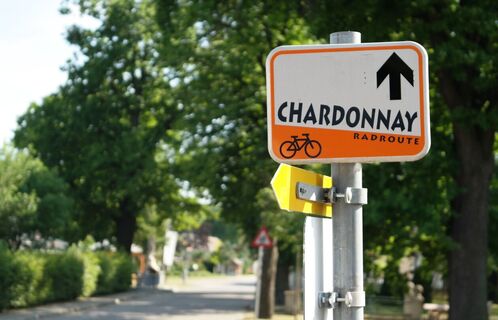 Beschilderung " Weinradweg - Chardonnay "