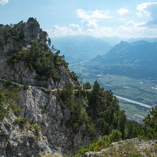 Aussicht vom Fürstensteig auf das Rheintal