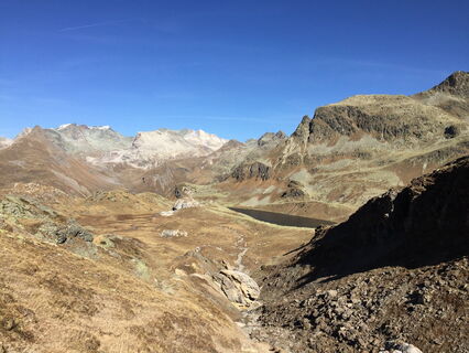 Aussicht von der Fuorcla Grevasalvas Richtung Lej Grevasalvas