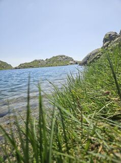 Fotografija s spletne strani Xhelal Topalli na poti