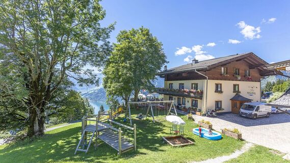 Berggasthof Mitterberg in Thumersbach mit Seeblick