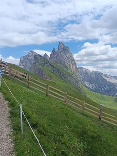 Fotografia z Adam Akwen na trase