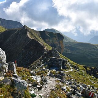 Beim Blick zurück sieht man die Edelweißspitze.