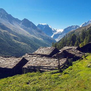 Weiler oberhalb von Arolla im Val d'Hérens