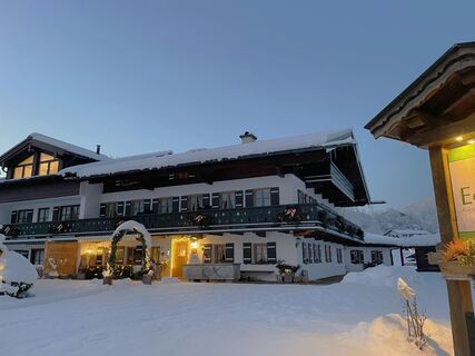 Gästehaus und Ferienwohnungen Egglerlehen