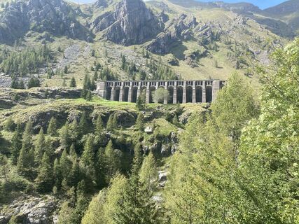 Fotografija s spletne strani Angelo Austoni na poti