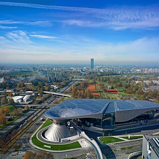Die BMW -Welt beim Olympiapark in München